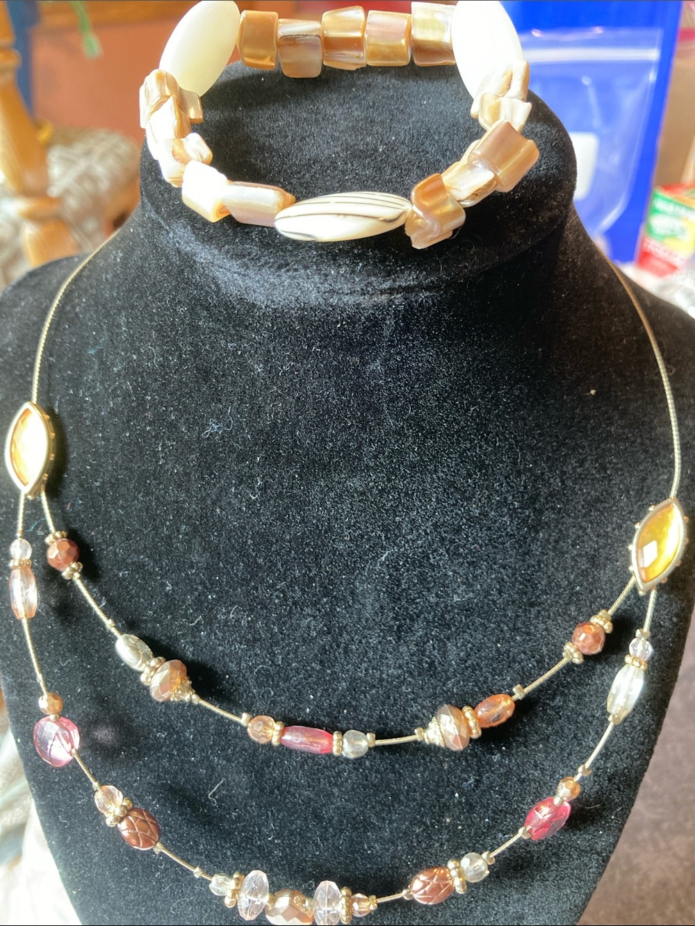 Multi Color Beaded Women's Necklace and Bracelet Bundle